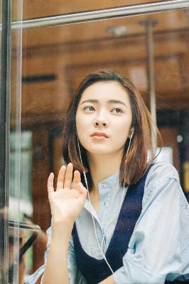 泡在我家的辣妹