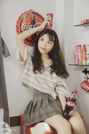 潮湿的猫1982年意大利